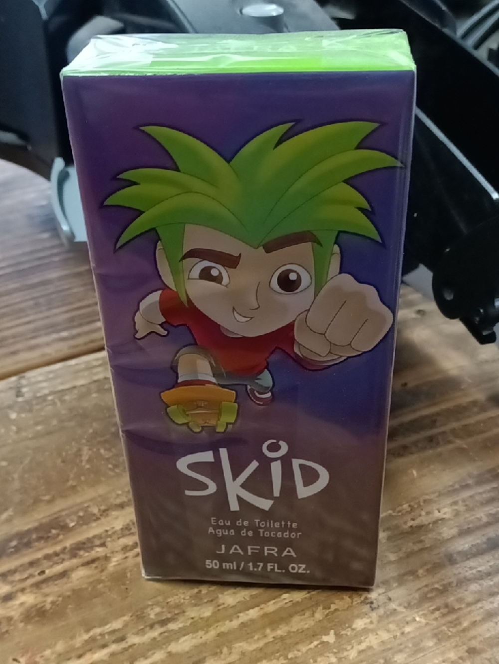 JAFRA Skid Kids Eau de Toilette – Purple & Green Packaging